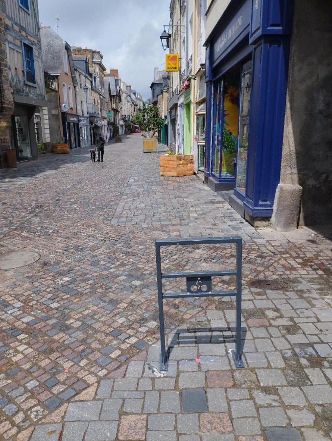 Spacieux T3 Lumineux Dans Quartier Historique Avec Wifi Redon Εξωτερικό φωτογραφία